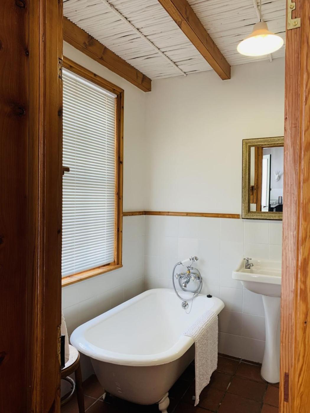 De Wingerd B & B Graaff-Reinet Екстериор снимка